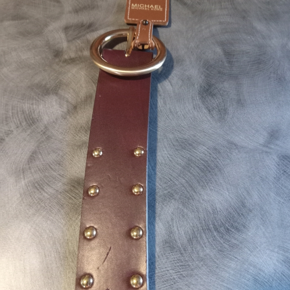 Michael Kors belt. - Picture 4 of 5